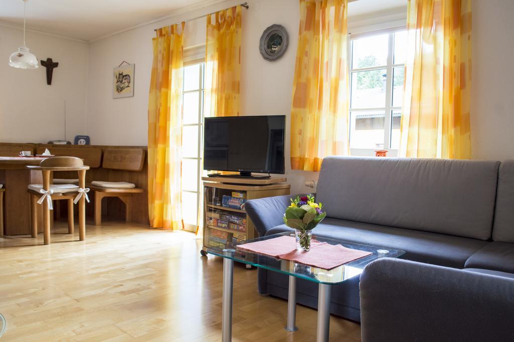 Haus Loferer Apartment Sankt Martin bei Lofer Luaran gambar